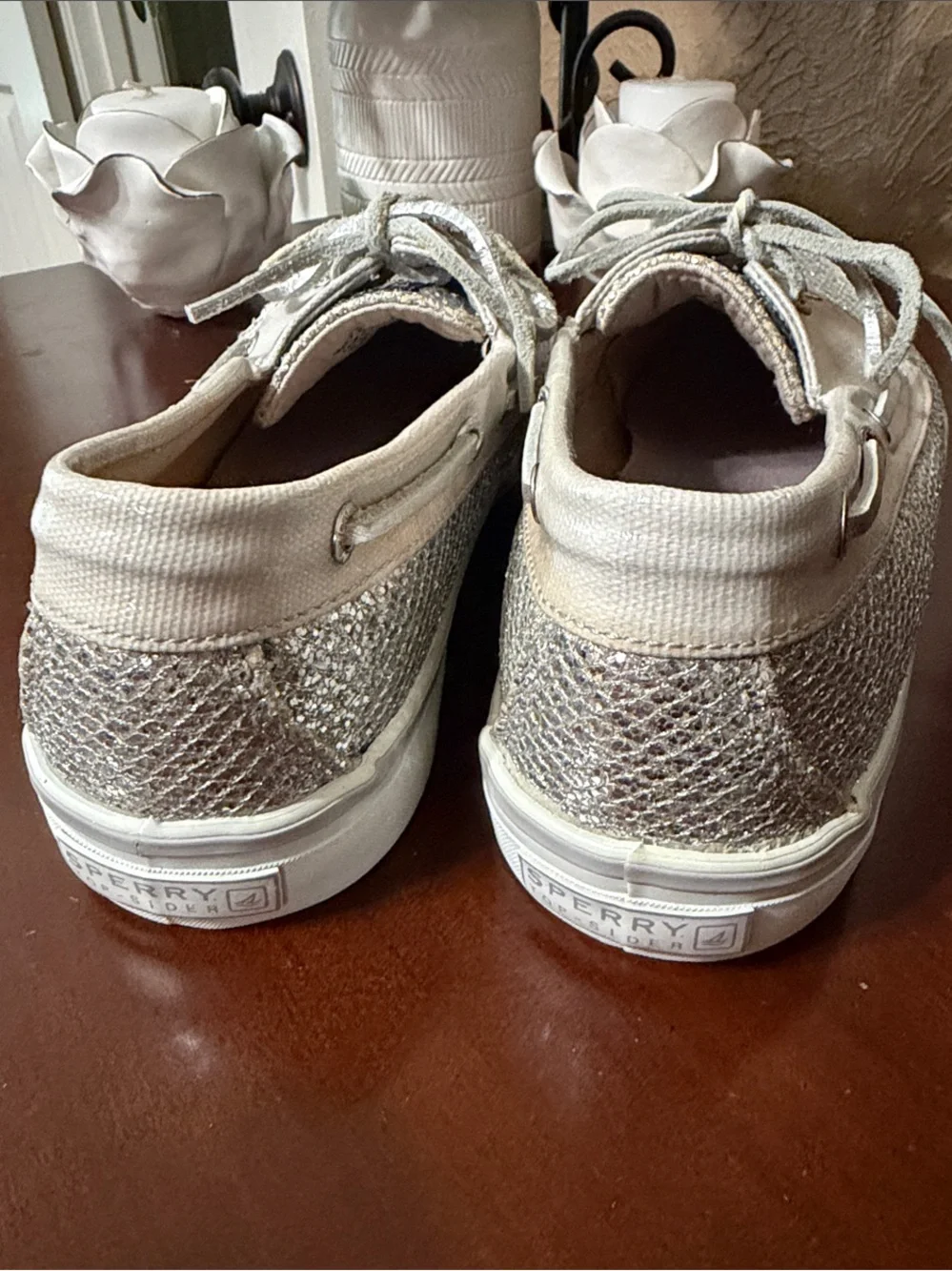 Sperry Topsiders Size 8.5M Metallic Silver Glitter Boat Shoes